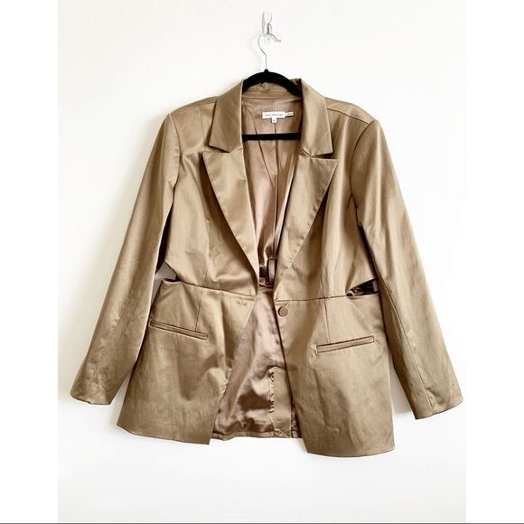 Good American Fit and Flatter Sateen Blazer Tan Size 4 Cutout Pointed Lapel - Picture 5 of 15